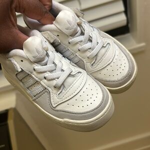 Size 8c adidas for toddler